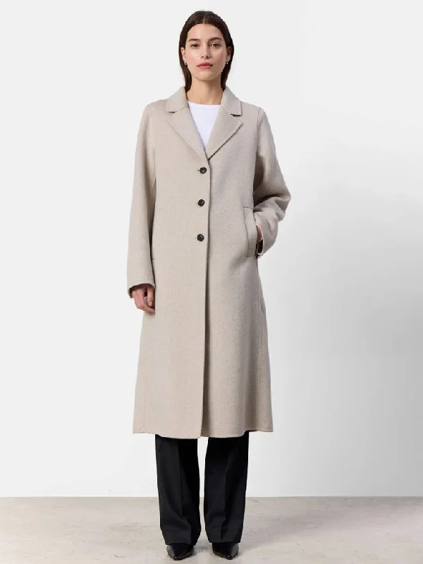 Women’s pea coats for nautical-inspired fashion -Levete Room Owa Coat in Silver Moon