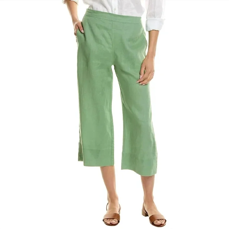 Women’s utility pants for functional fashion -Mellow Capri Pants In Summer Green