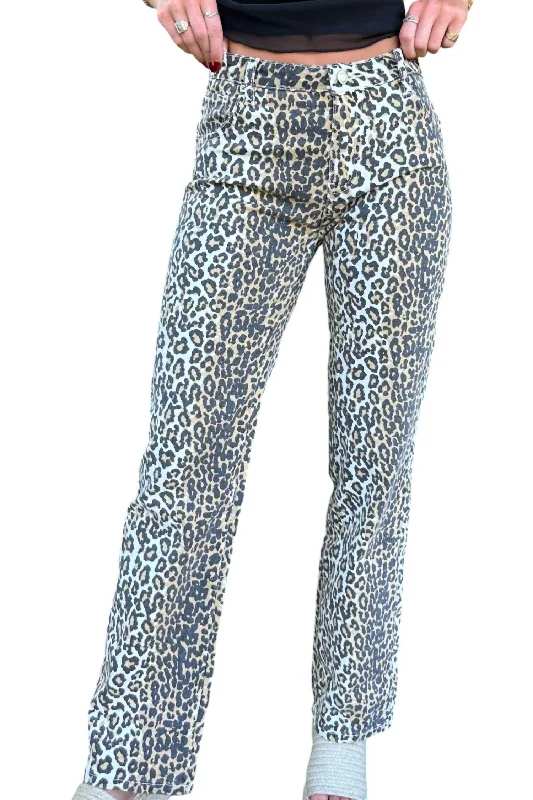 Women’s wide-leg linen pants for warm-weather style -The Sydney Jeans In Leopard Print