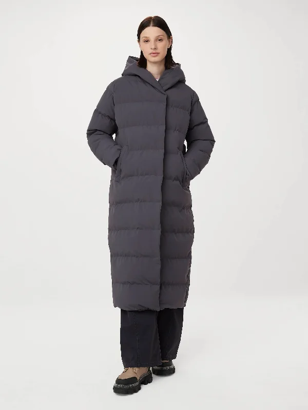 Women’s athletic jackets for gym style -The Highland Long Puffer Coat in Dark Grey