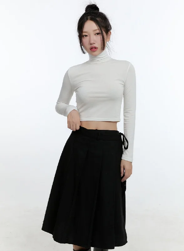 Women’s silk tops for elegant feel -Turtle Neck Slim-Fit Crop Top CD424