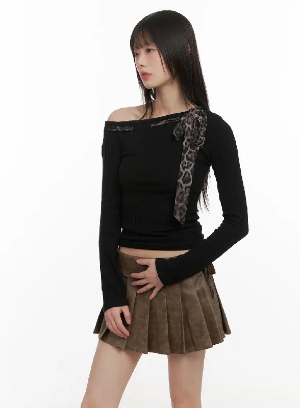 Women’s graphic tees for casual style -One-Shoulder Slim-Fit Top with Leopard Scarf CD426