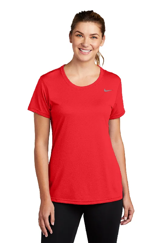 Women’s t-shirt dress tops for casual chic look -Nike Womens Team rLegend Dri-Fit Moisture Wicking Short Sleeve Crewneck T-Shirt - University Red